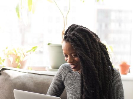 pexels-divinetechygirl-1181498